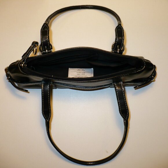 Little Black Purse Zipped Closures Handbag No Magnets Hand Strap Good Condition - Picture 3 of 3